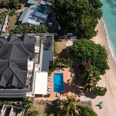 Crown Beach Hotel Seychelles Pointe Au Sel Bagian luar foto