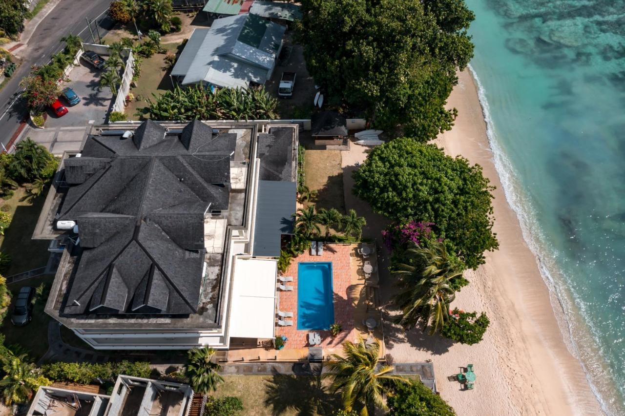 Crown Beach Hotel Seychelles Pointe Au Sel Bagian luar foto
