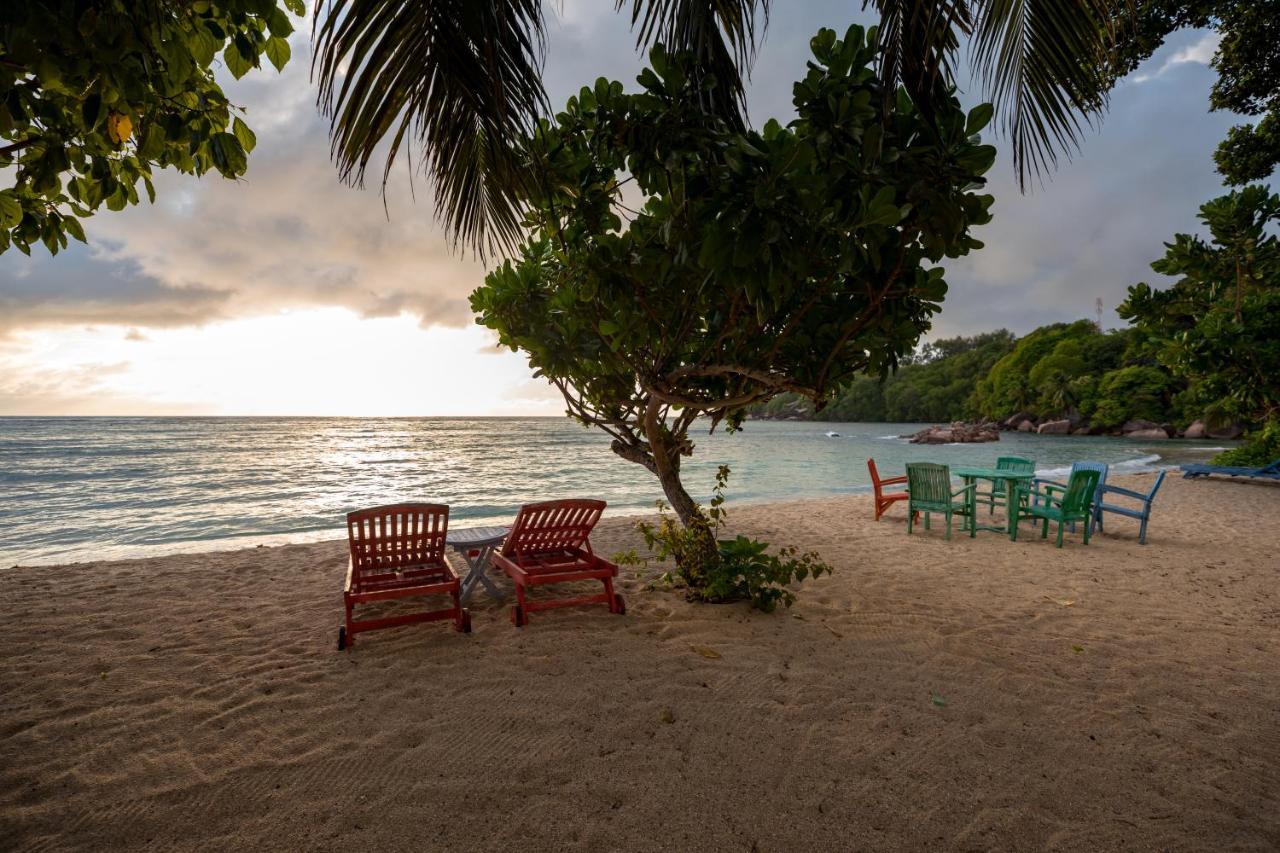 Crown Beach Hotel Seychelles Pointe Au Sel Bagian luar foto