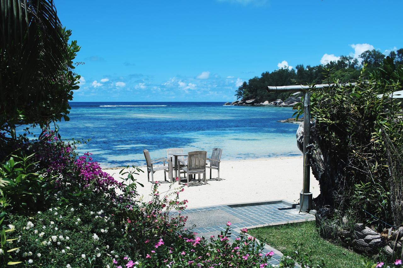 Crown Beach Hotel Seychelles Pointe Au Sel Bagian luar foto